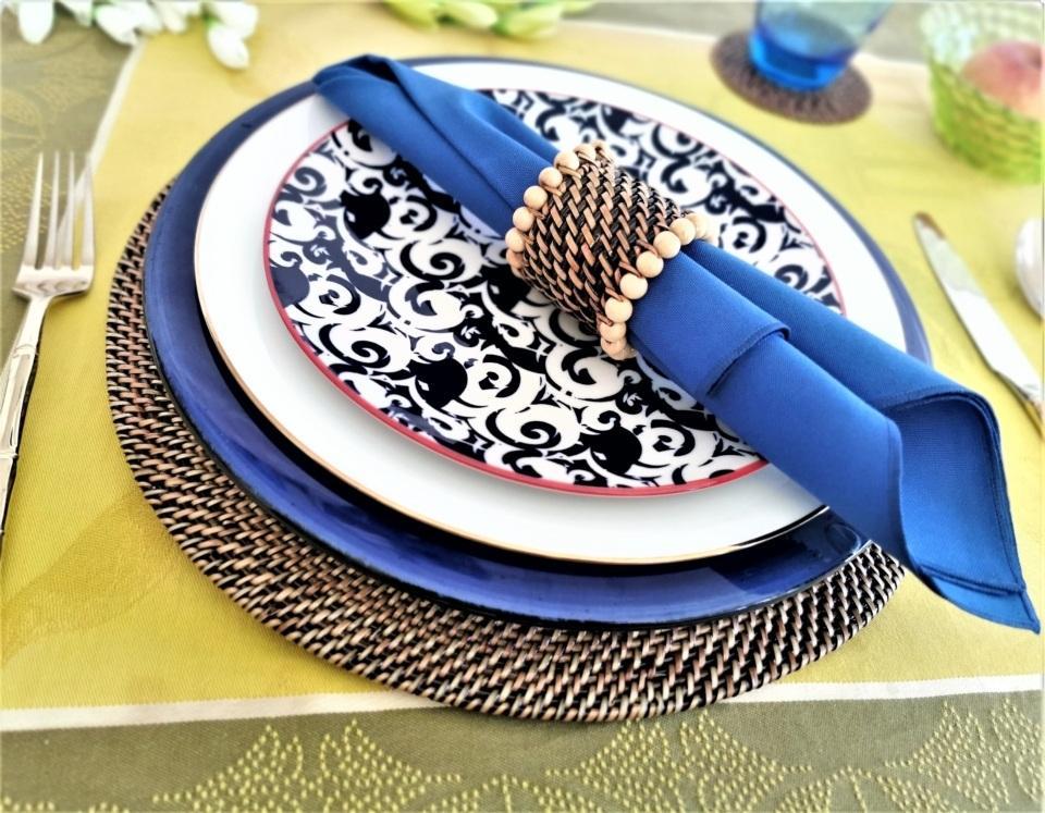 Plate Chargers and Placemats Tabletop Accessories