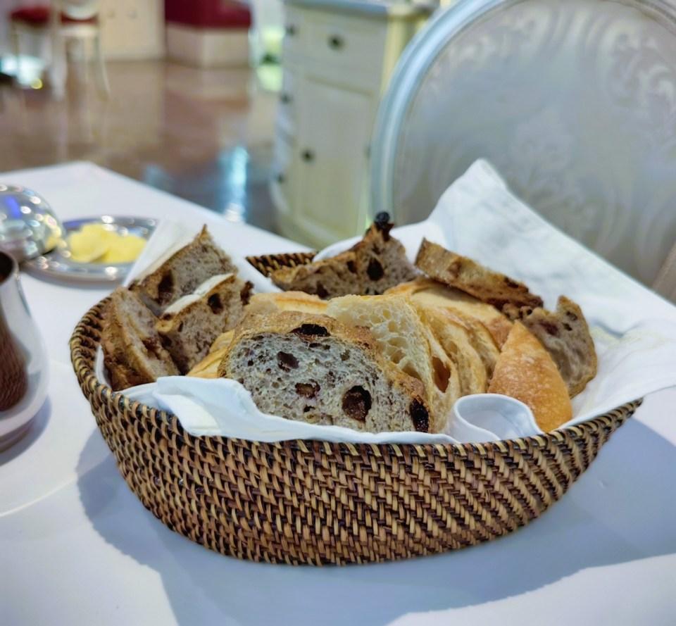 Bread Basket - Kitchen and Dining Essentials