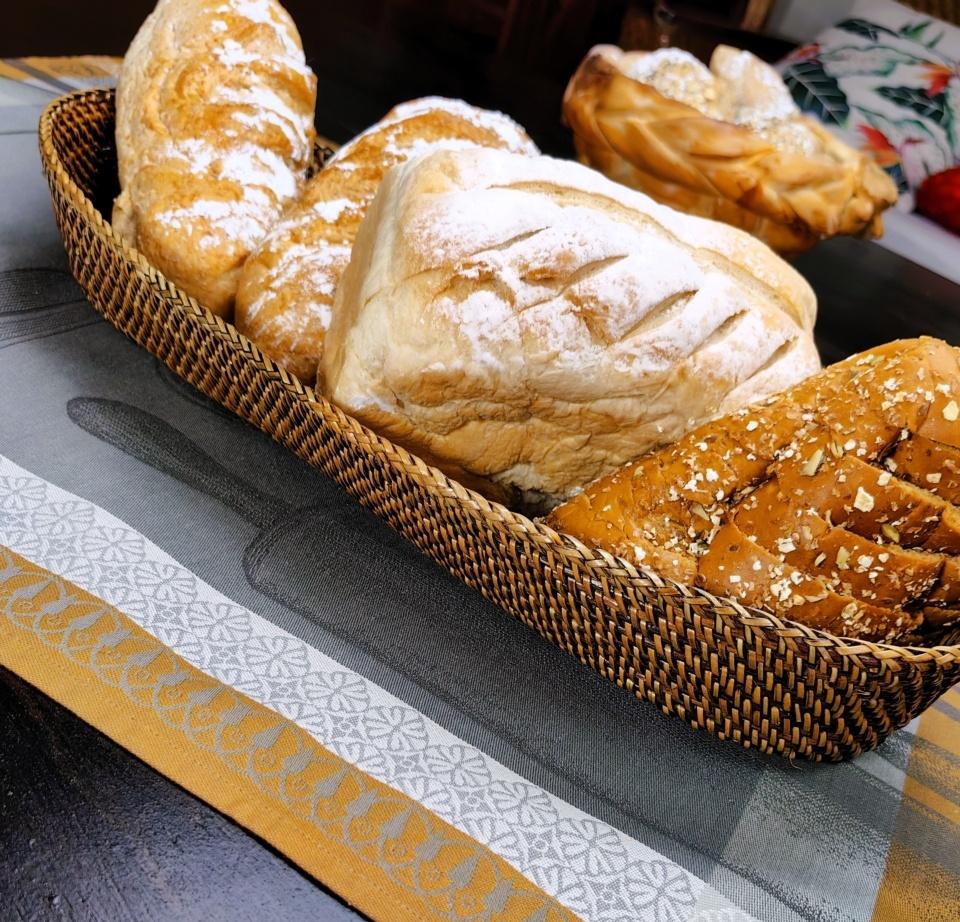 Artisan Bread Basket